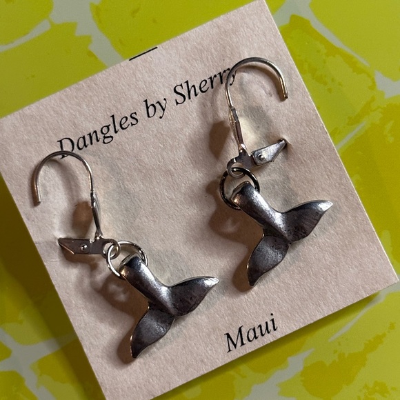 287. Aloha from Maui handmade whale tail earrings NWT - Picture 3 of 3